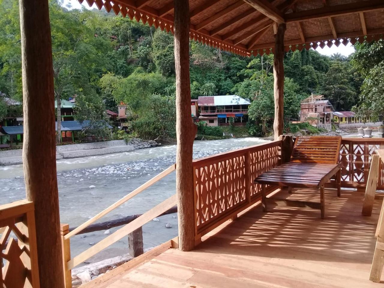Rambai Tree Jungle Lodges 부킷 라왕 외부 사진